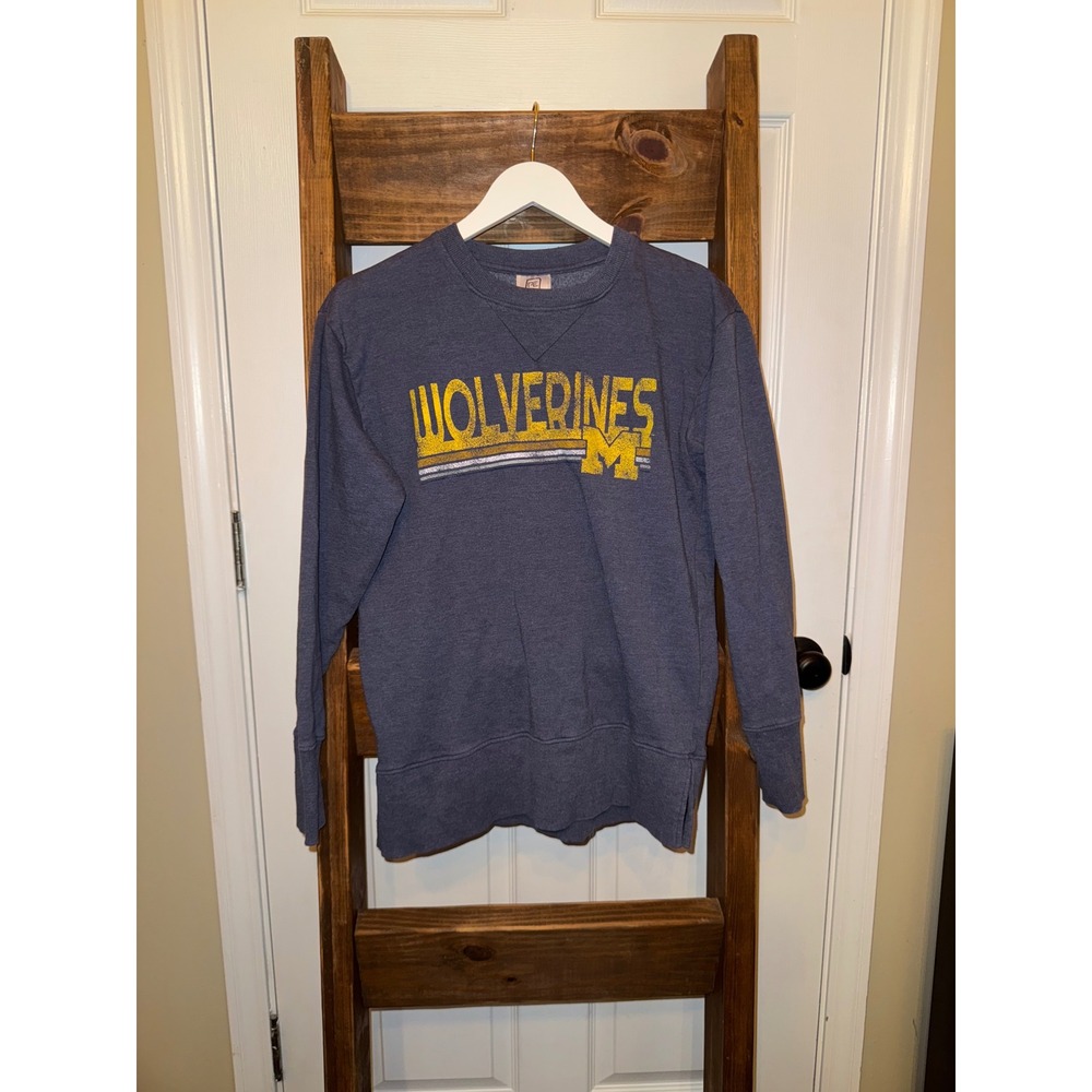 Michigan Wolverines Sweatshirt Women's Size Small Navy Blue
